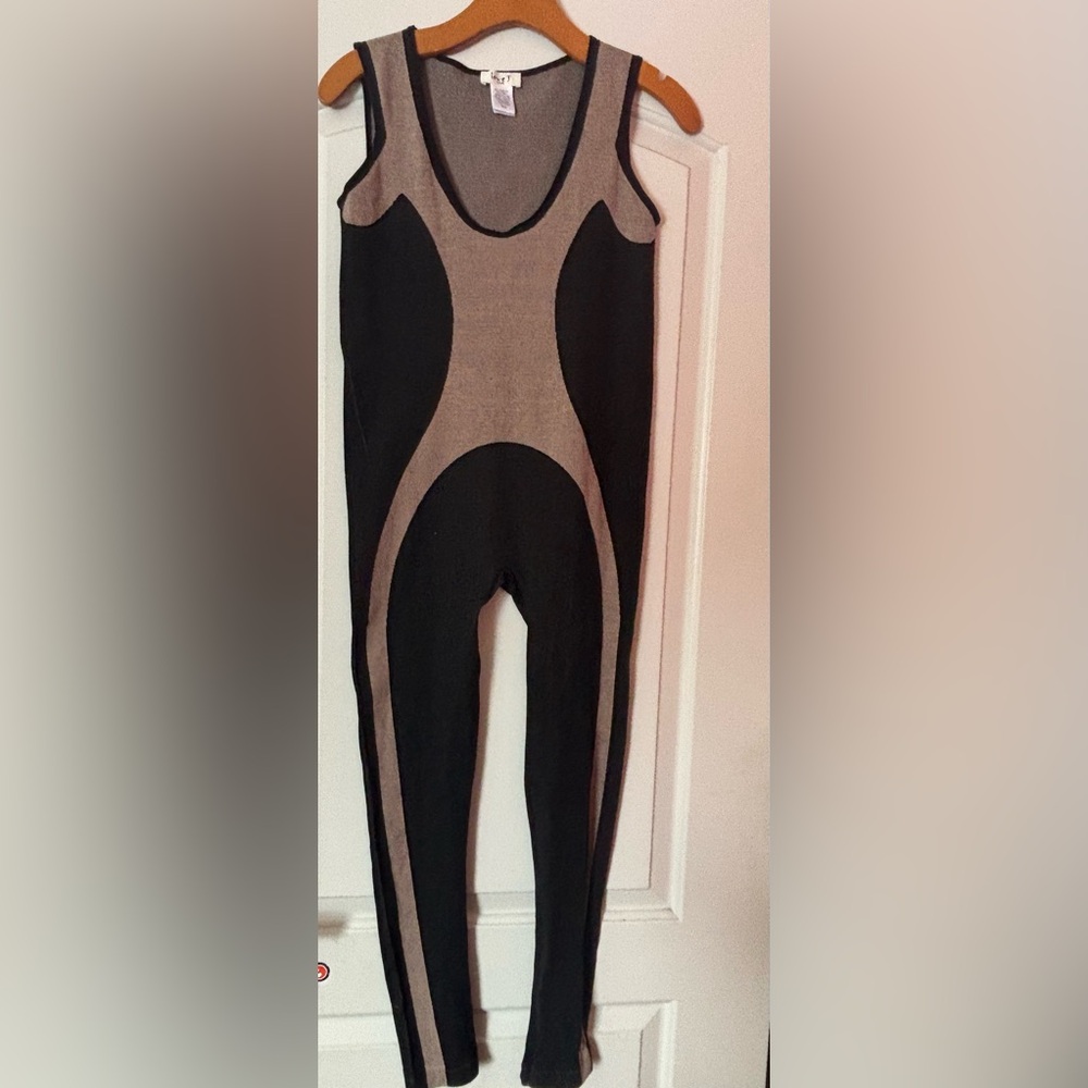 LOVE J Black and Brown Sleeveless & Seamless Jumpsuit - S/M